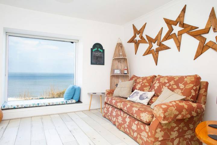 Cottage for 5 people, with Terrace and Garden in Cardigan Bay