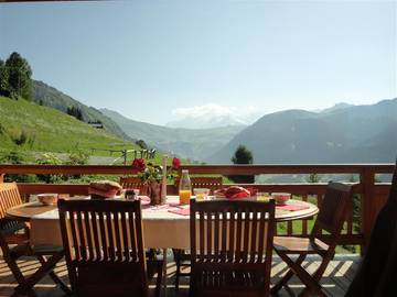 Gîte for 14 Guests in Hauteluce, Western Alps, Picture 3