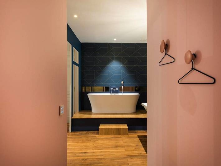 Hotel für 2 Personen, mit Whirlpool in Lyon