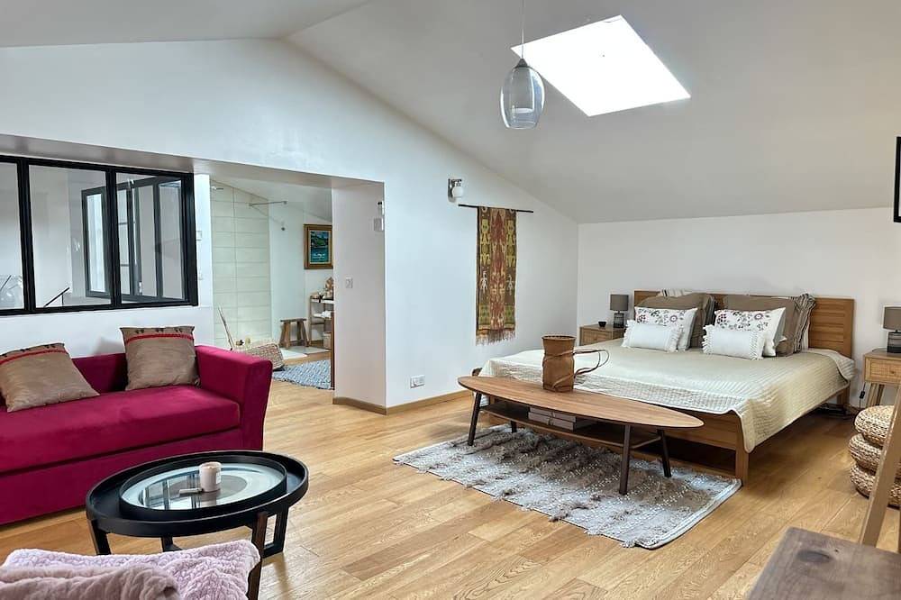 Ganze Wohnung, Loft Premium| Ac, terrace in the heart of the village in Meyrargues, Aix-en-Provence und Umgebung