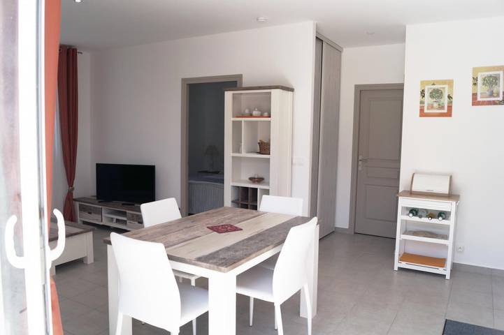 Gîte pour 2 personnes, avec piscine et terrasse à Céret - 3