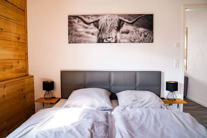 Ganze Wohnung, Neu Renovierte Ferienwohnung / Ferienhaus Kleine Auszeit in Sonnenbühl, Albsteig Etappe 11