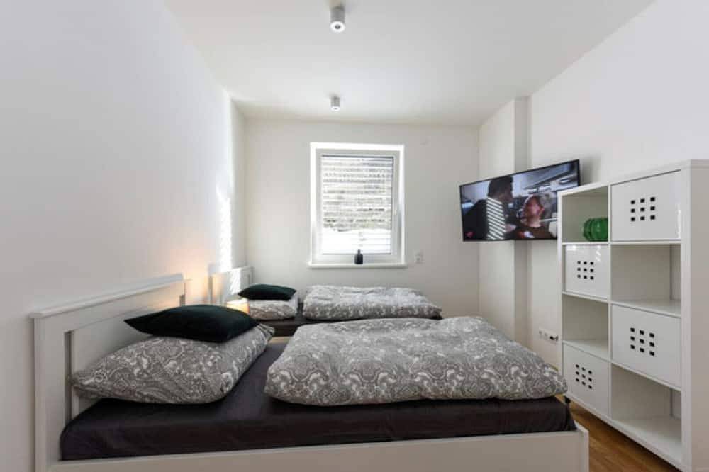 Entire apartment, Exclusive access to the private bathing area of the Alt-Ossiach bathing community in Ossiach, Oberkärnten