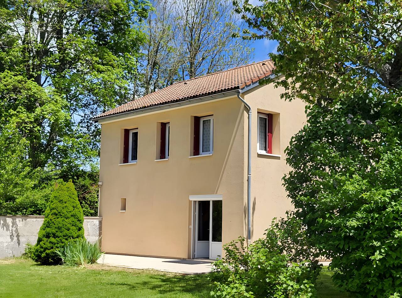 Maison de vacances « La Maison De Charlotte » à Lespéron, Ardèche in Lespéron, Ardèche