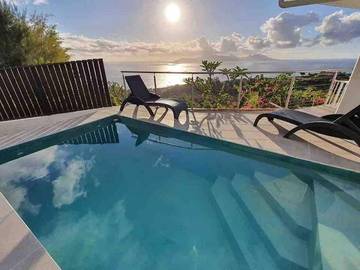 Villa pour 4 personnes, avec jardin ainsi que vue et piscine dans Tahiti