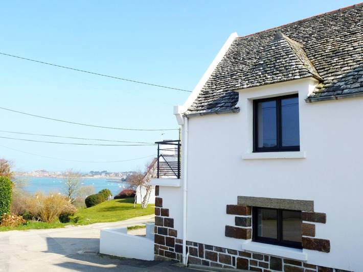 Location de vacances pour 2 personnes, avec Balcon et Terrasse à Plougasnou