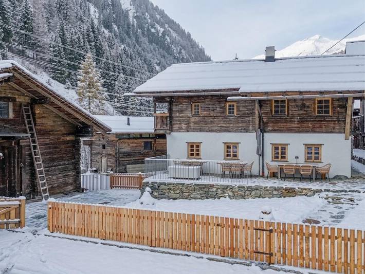 Ferienhaus für 8 Personen, mit Balkon und Terrasse sowie Sauna