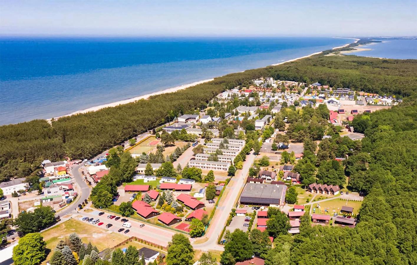 Ferienhaus für 4 Personen mit Terrasse in Granica Łazy, Powiat Koszaliński