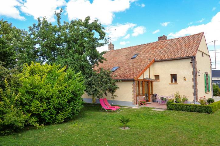 Gîte pour 4 personnes, avec terrasse et jardin, animaux acceptés
