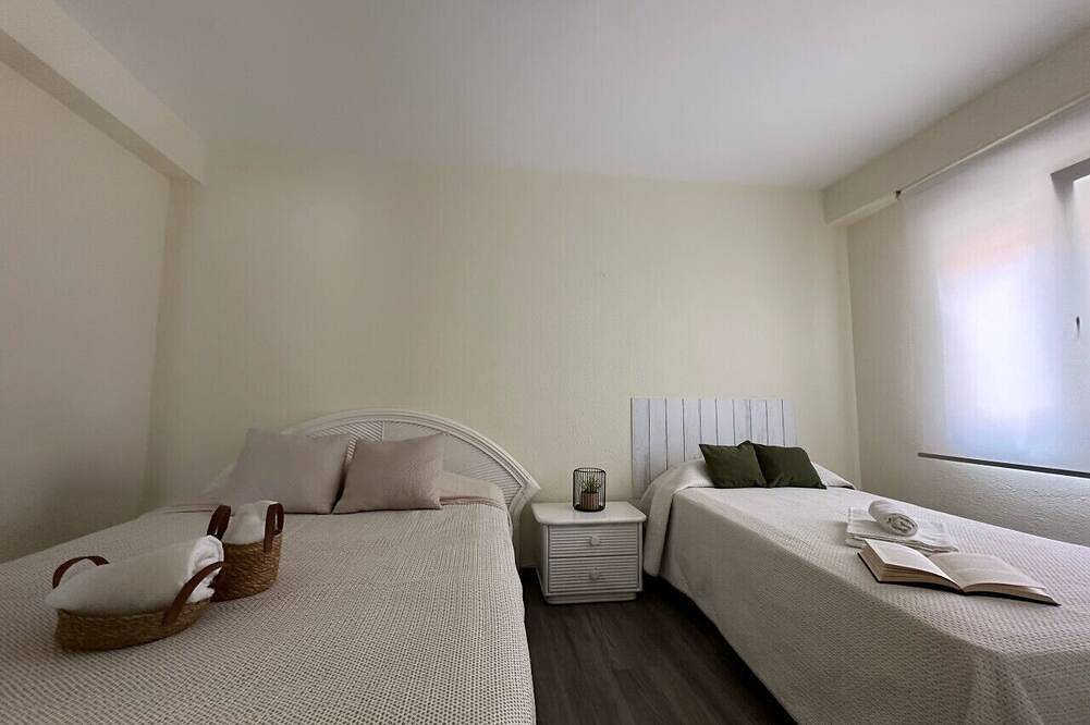 Entire apartment, Apartment in Somo La Veleta 30804 in Somo, Ribamontán al Mar