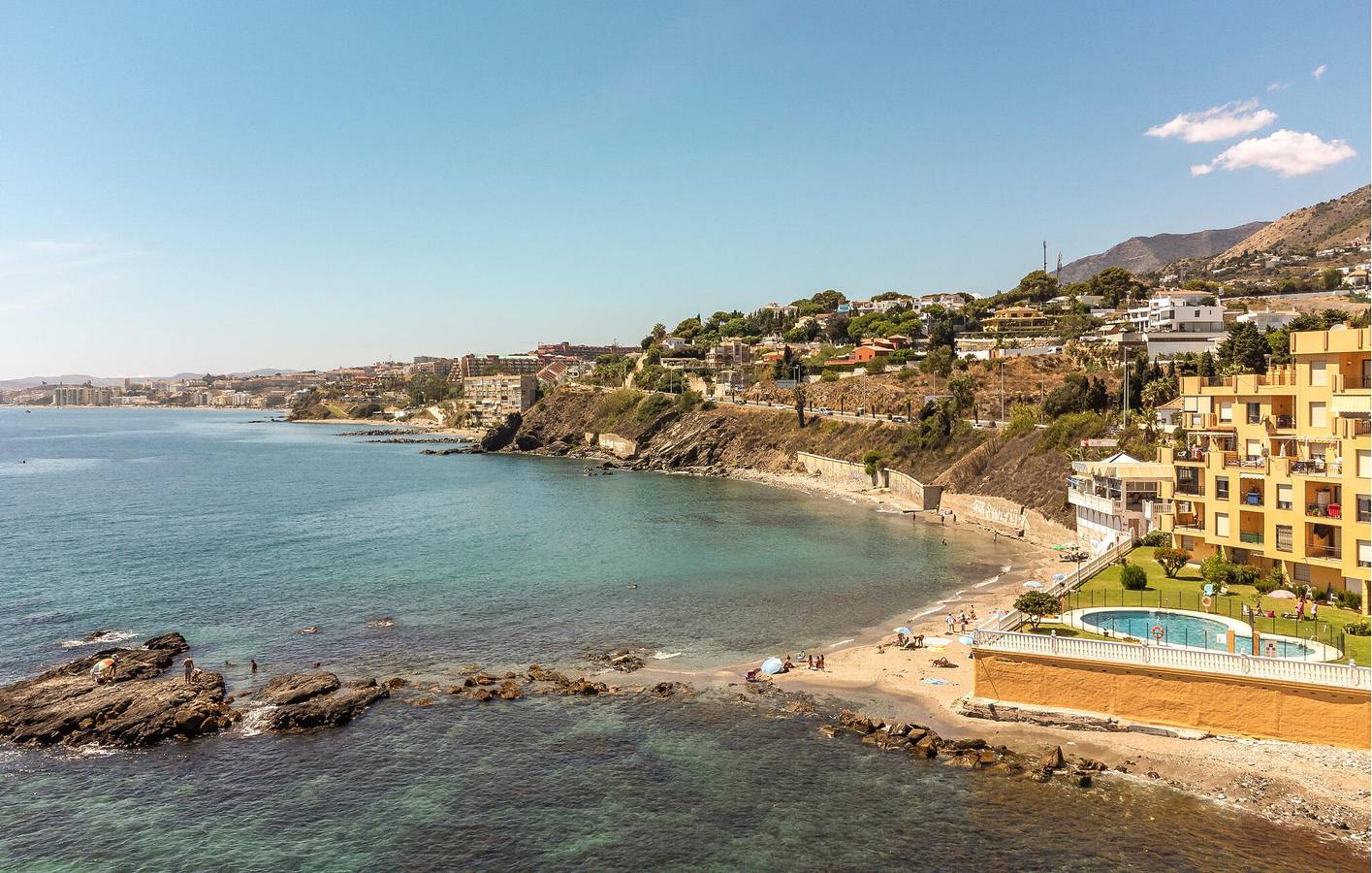 Geheel vakantieappartement, Appartement met zeezicht en zwembad - 1.5km naar Playa de Torreblanca in Torremuelle, Benalmádena