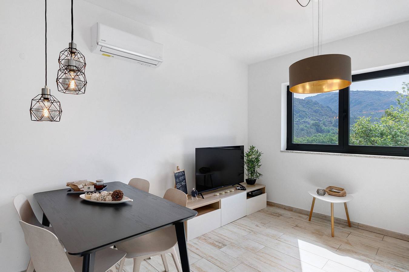Ferienhaus 'Casa Fraga Do Suadouro' mit Bergblick, Wlan und Klimaanlage in Campo do Gerês, Gerês
