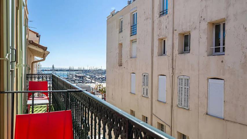 Gîte pour 3 personnes dans Cinema Les Arcades Ales - 4