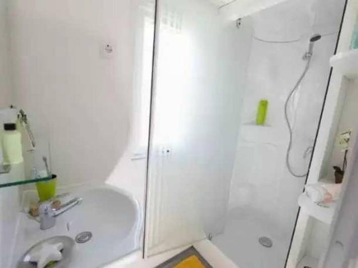 Location de vacances pour 8 personnes, avec Terrasse ainsi que Bassin pour enfant et Piscine à Thégra