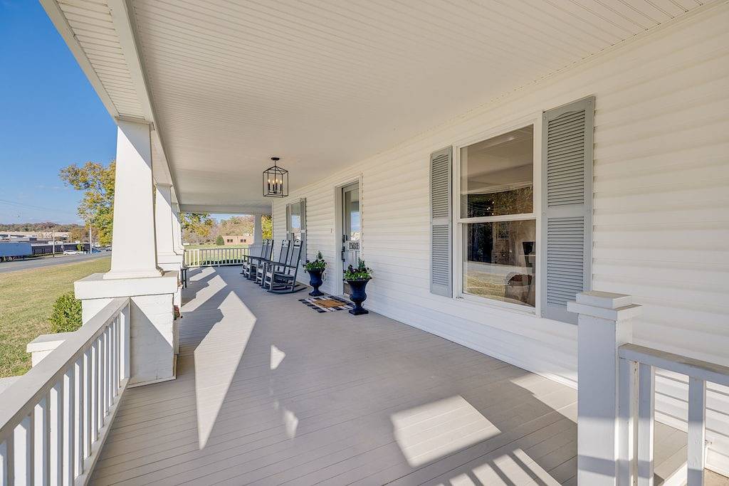 Modern Farm House At The Monroe Executive Airport! in Union County (NC)