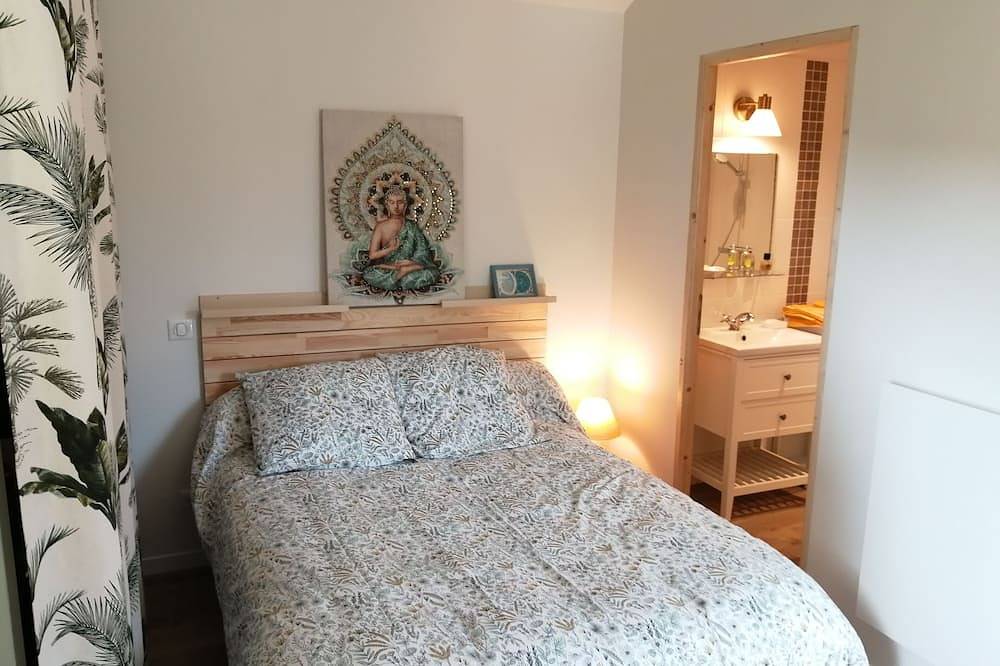 Appartement entier, Studio maisonnette en campagne ,10 mn de Sarlat in Saint-André-d'Allas, Périgord Noir