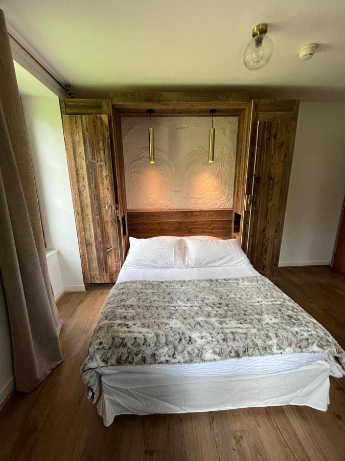Deluxe Room (2 Adults + 1 Child) in Le Bourg-d'Oisans, Parc national des Écrins