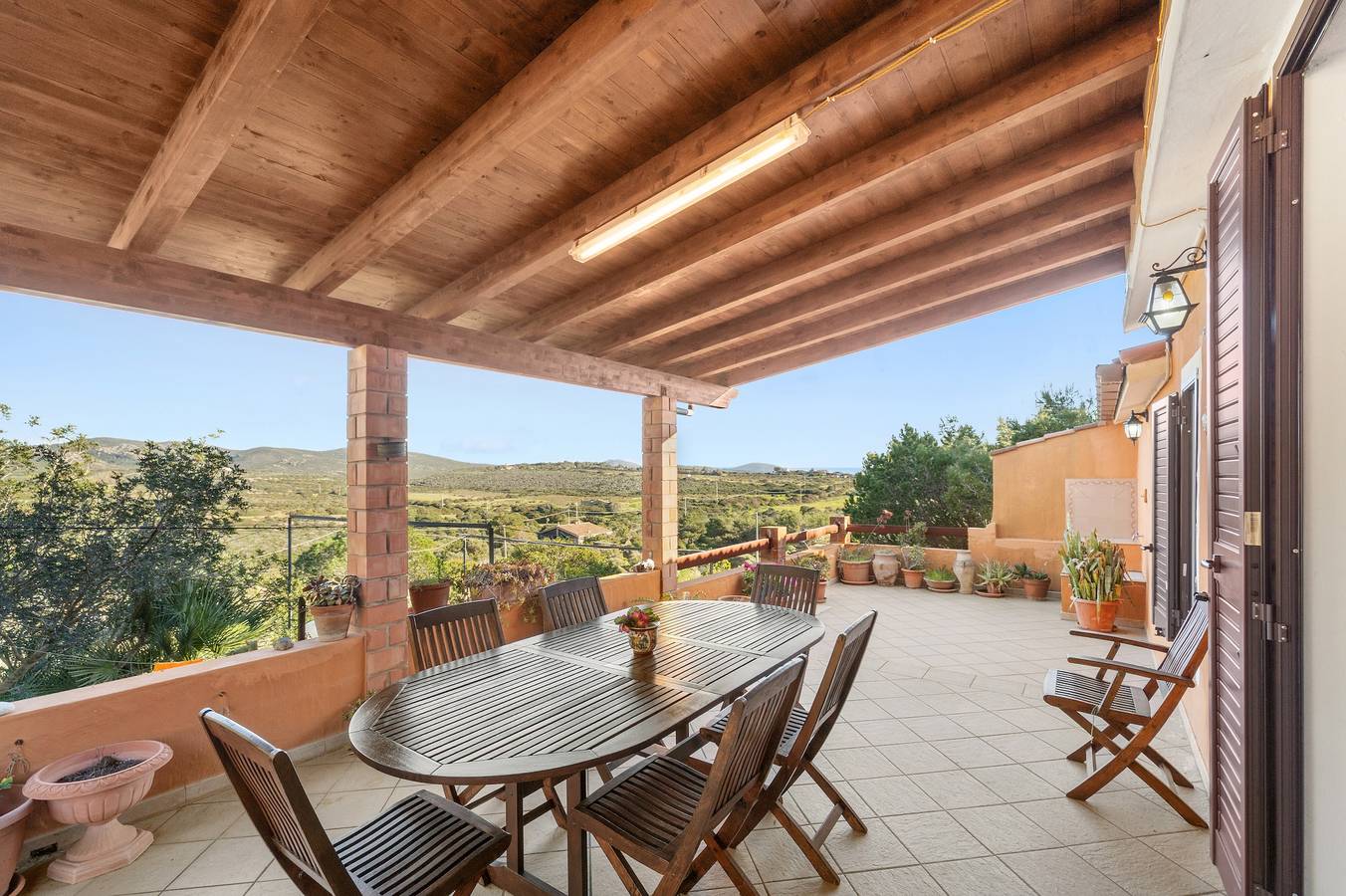Holiday Home 'Belo Horizonte, near the sea' with Private Terrace and Wi-Fi in Mercuri, Sant'Antioco