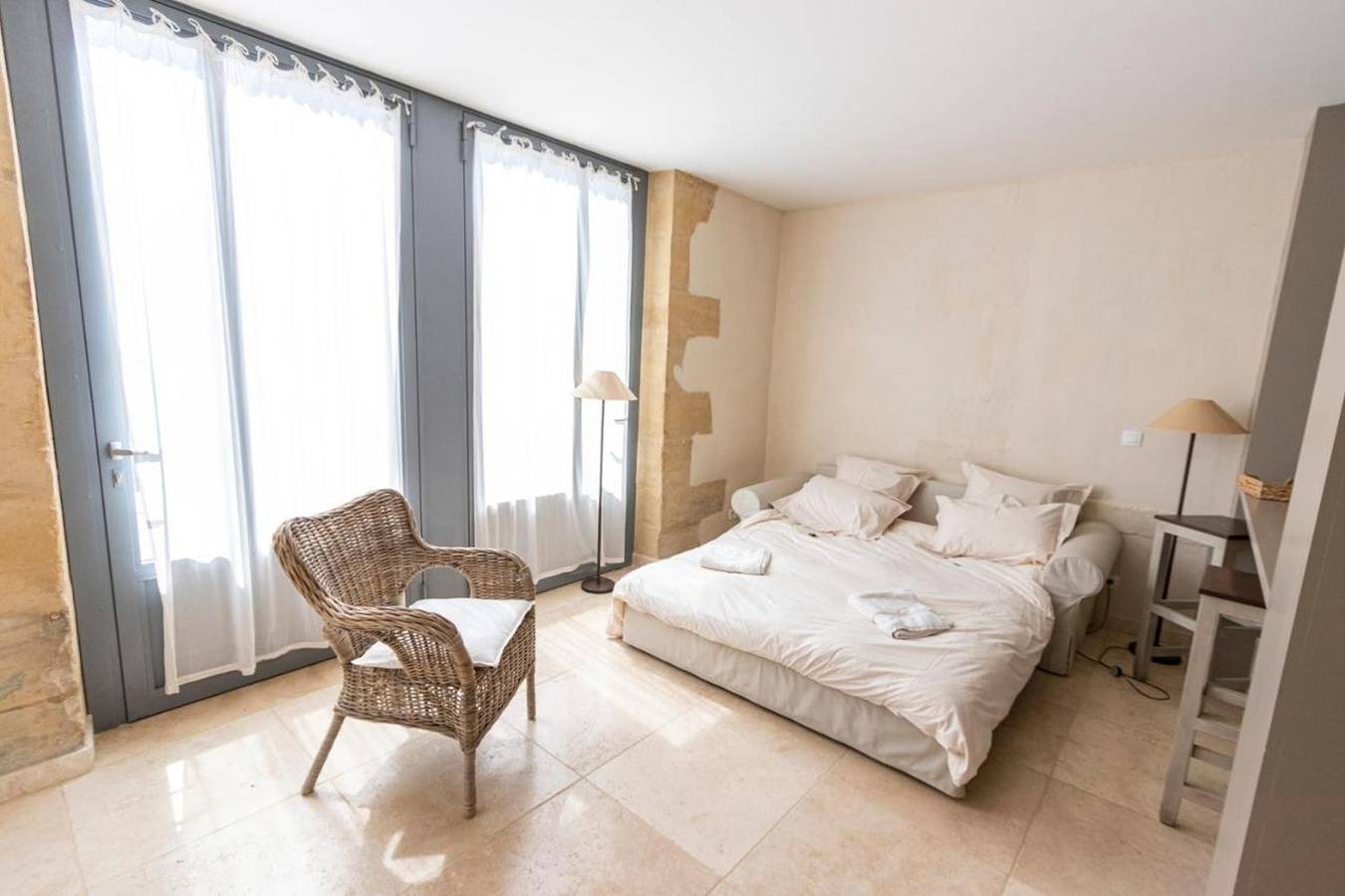 Apartamento entero, Apartamento cómodo en Cons-la-Grandville, terraza, aparcamiento in Cons-la-Grandville, Meurthe y Mosela