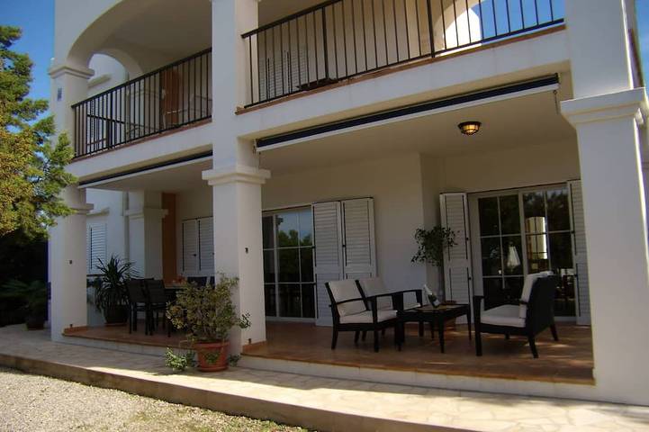 Ferienhaus für 6 Personen, mit Terrasse und Garten