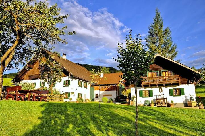 Agriturismo für 8 Personen, mit Sauna und Garten sowie Pool