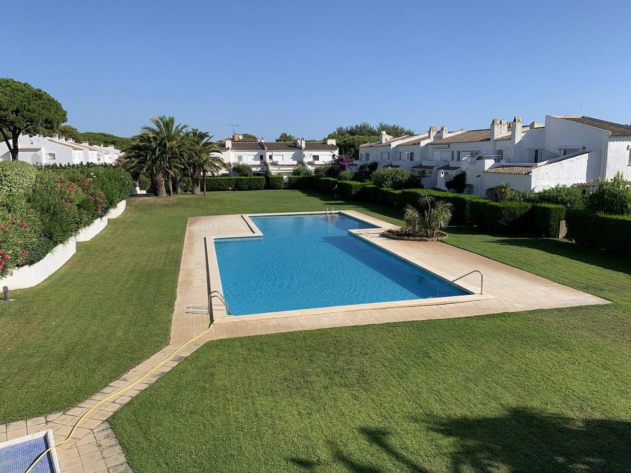 Haus in Pals mit privatem Garten, Gemeinschaftspool und Wlan, 1,5 km vom Strand in Pals, Costa Brava