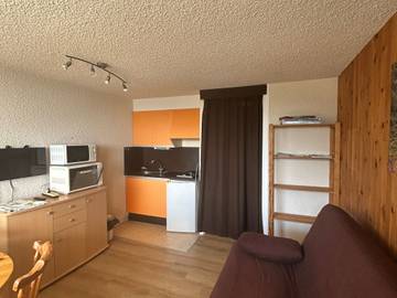 Gîte pour 4 personnes, avec balcon dans Super Besse