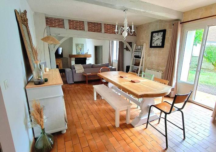 Location de vacances pour 9 personnes, avec Terrasse et Jardin à Maslives