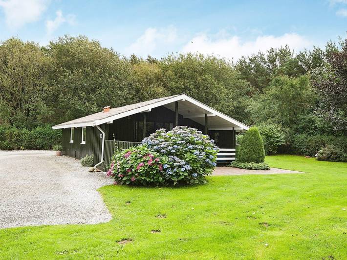 Ferienhaus für 4 Personen, mit Terrasse und Garten in Arrild - 2