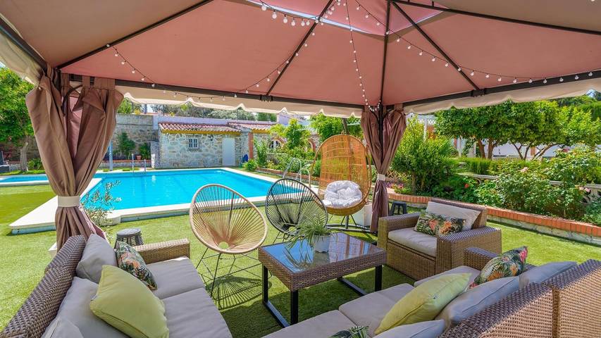 Chalet para 10 personas, con balcón/terraza y piscina en Provincia de Sevilla