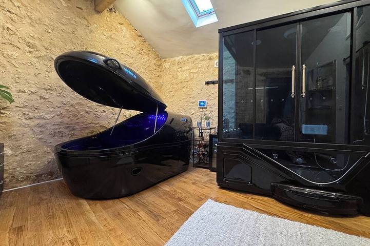 Chambre d’hôte pour 7 personnes, avec jacuzzi et piscine en Charente