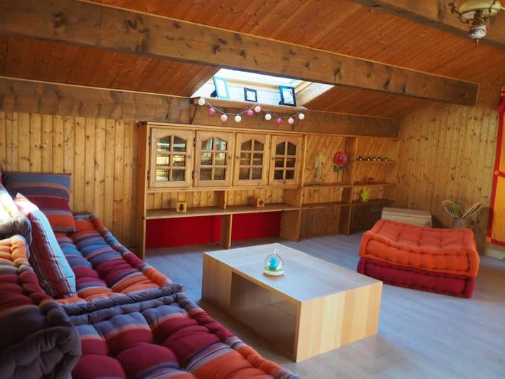 Gîte pour 5 personnes, avec Balcon ainsi que Jardin et Vue dans Saint-Jean-de-Tholome