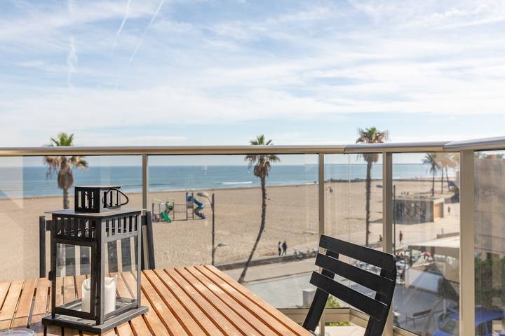 Apartamento para 4 personas, con Terraza en Playa de la Malvarrosa