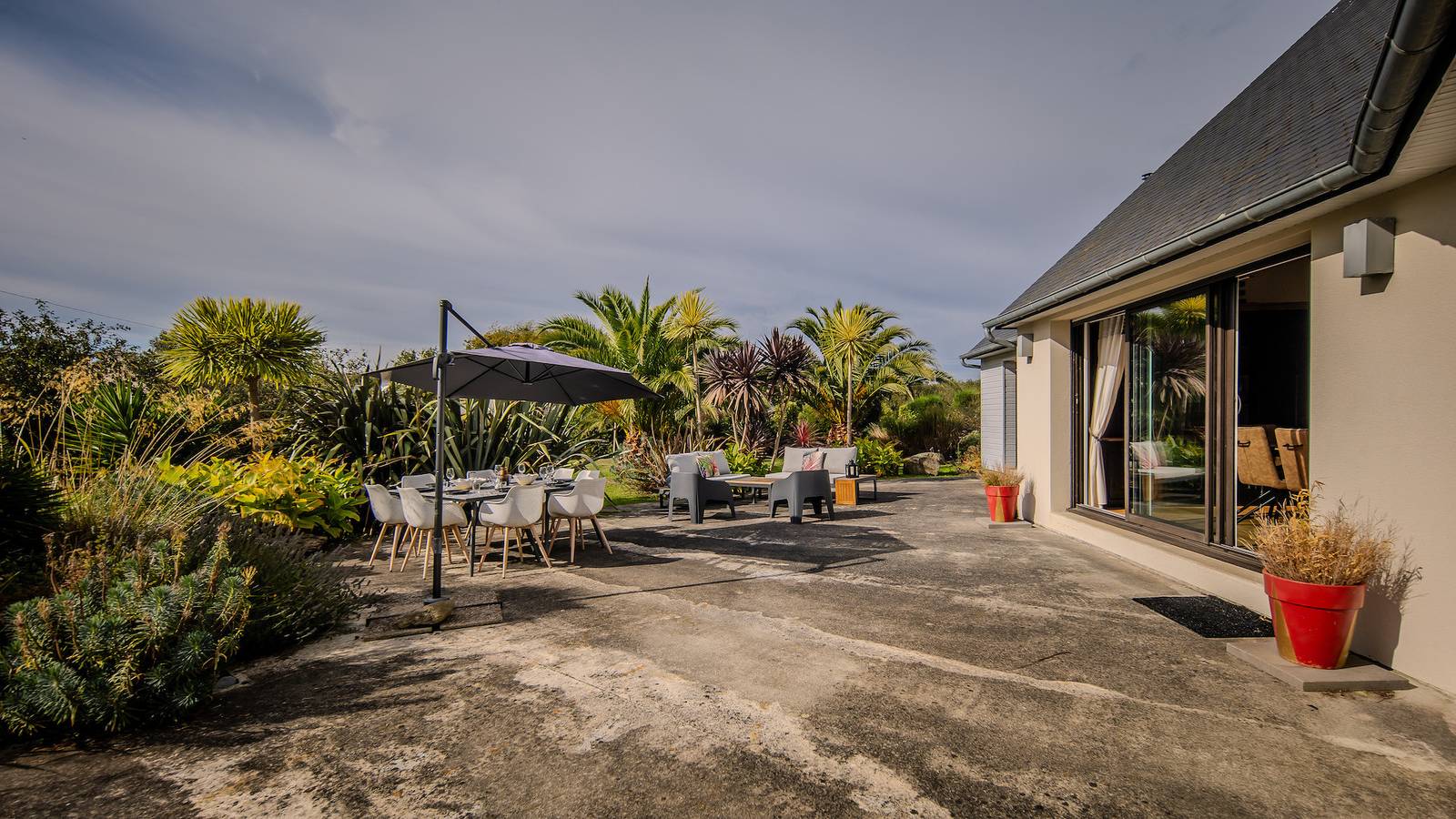 Ferienhaus für 8 Personen mit Garten in Landrellec, Trégastel