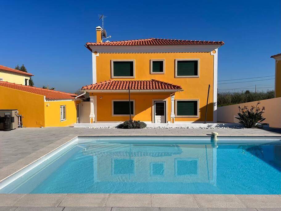 Villa in Caldas da Rainha, Leiria distrito