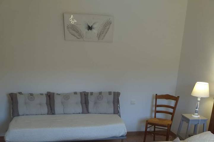 Maison d’hôte pour 2 personnes, avec jardin à Lacoste - 2