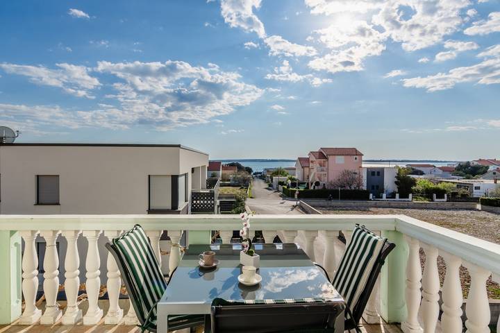 Ferienwohnung für 3 Personen, mit Balkon/Terrasse in Vrsi