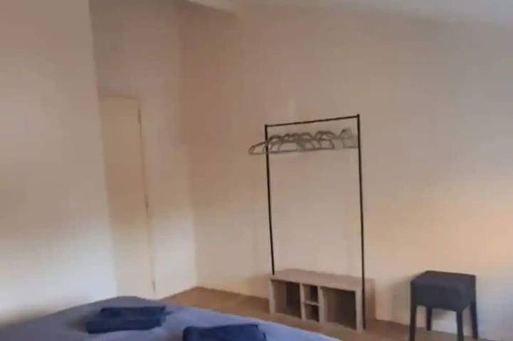 Ganze Wohnung, Komfortables Penthouse mit 2 Schlafzimmern im Herzen von Brüssel in Brüssel, Brüssel und Umgebung