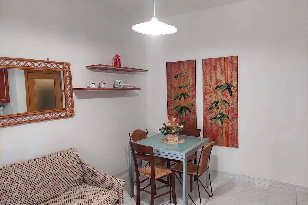 Ganze Wohnung, Beachfront apartment beach below in Rivabella di Gallipoli, Rivabella
