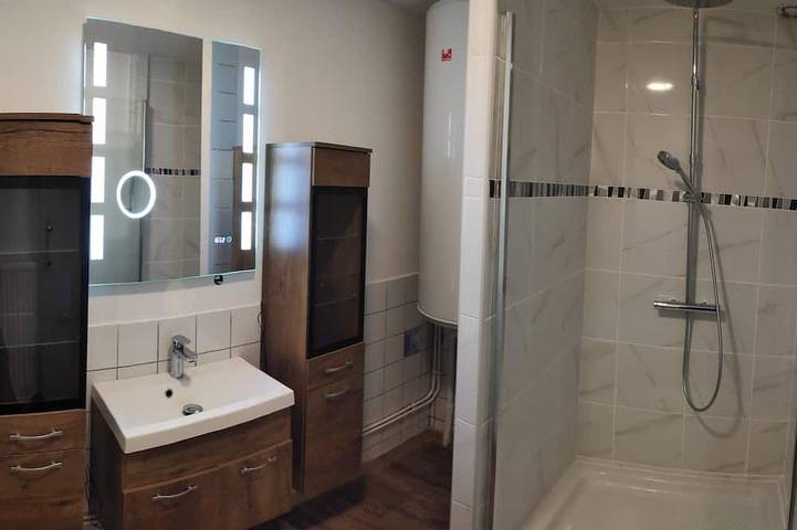 Location de vacances pour 2 personnes, avec terrasse et jardin, animaux acceptés à Langres - 4