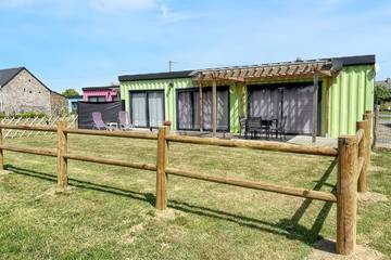 Gîte pour 4 personnes, avec jardin à La Bouillie