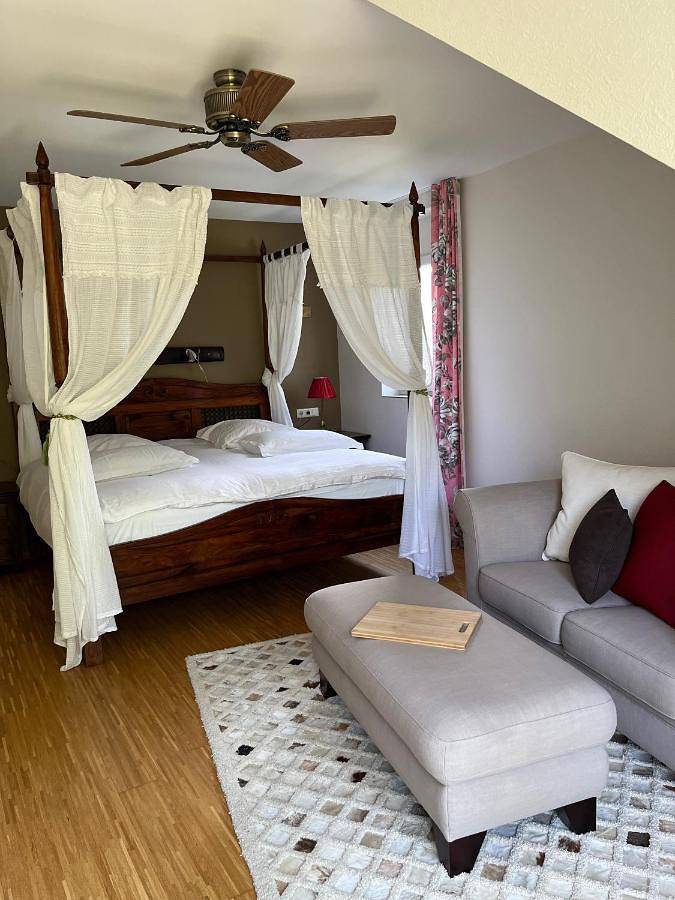 Chambre d’hôte pour 2 personnes, avec vue ainsi que jardin et terrasse à Kröv - 2