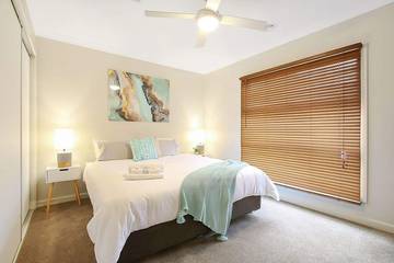 Holiday Home for 10 People in Yarrawonga, Shire of Moira, Photo 2