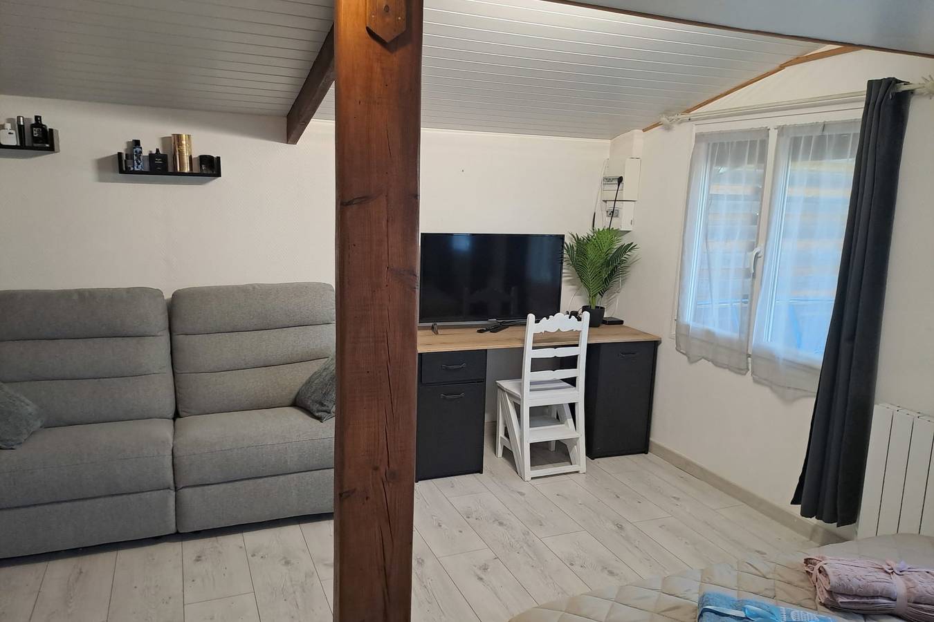 Chalet avec terrasse, piscine et parking à Audenge in Audenge, Région d'Arcachon