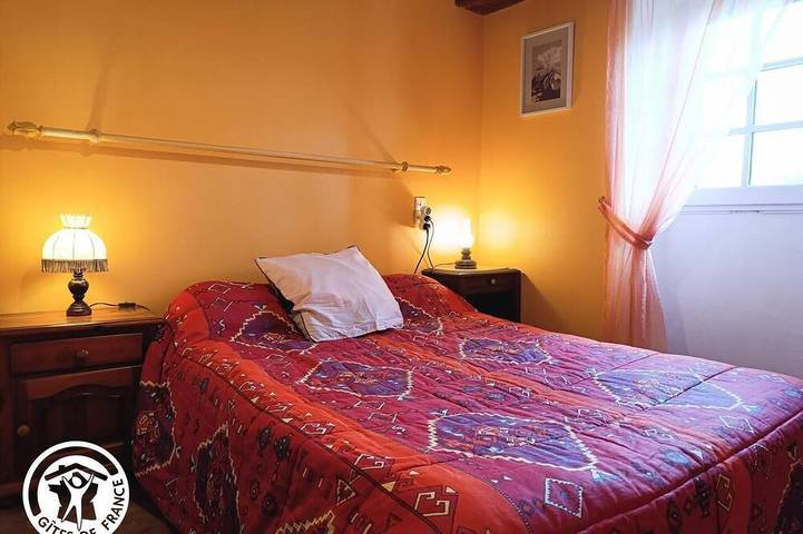 Location de vacances pour 2 personnes, avec jardin à Brengues - 2