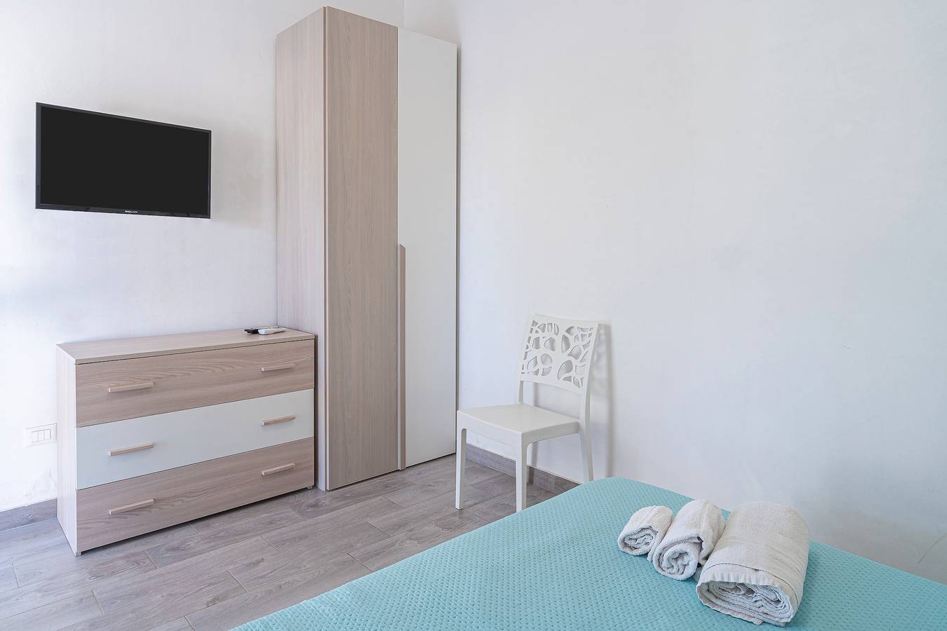 Habitación 'Faraglione 3' con terraza privada, Wi-Fi y aire acondicionado in Spiaggia di Eloro, Lido di Noto