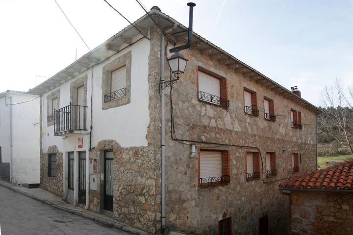 Casa rural para 6 personas, con Jacuzzi y Vistas en Abejar