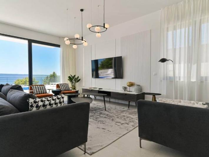 Villa pour 10 personnes, avec jacuzzi et terrasse, animaux acceptés à Okrug Gornji - 3