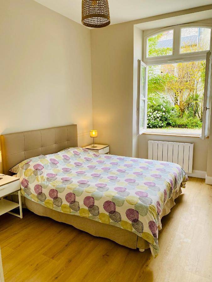 Appartement entier, Le Gîte Du Parc avec parking vieux port et plage au calme in La Rochelle, Région de La Rochelle