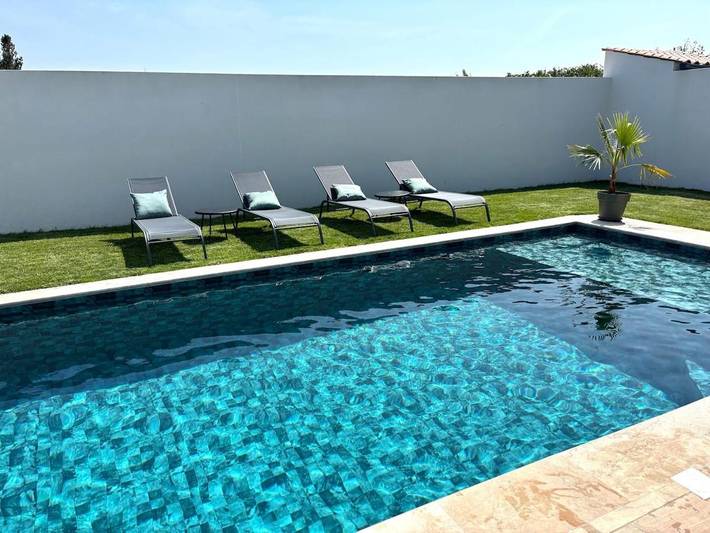 Location de vacances pour 10 personnes, avec piscine et jardin à Saint-Rogatien - 2